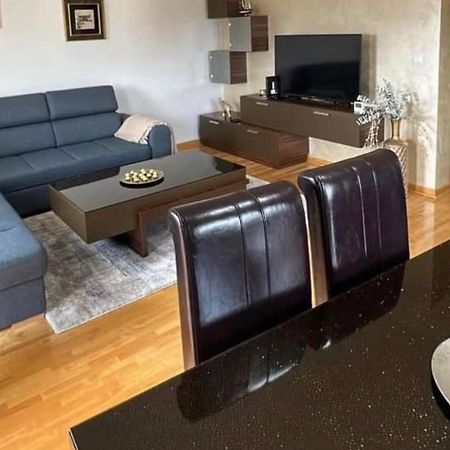 L&D Apartman Kruševac Zewnętrze zdjęcie
