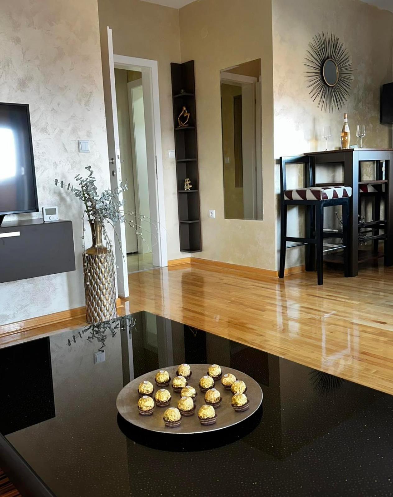 L&D Apartman Kruševac Zewnętrze zdjęcie